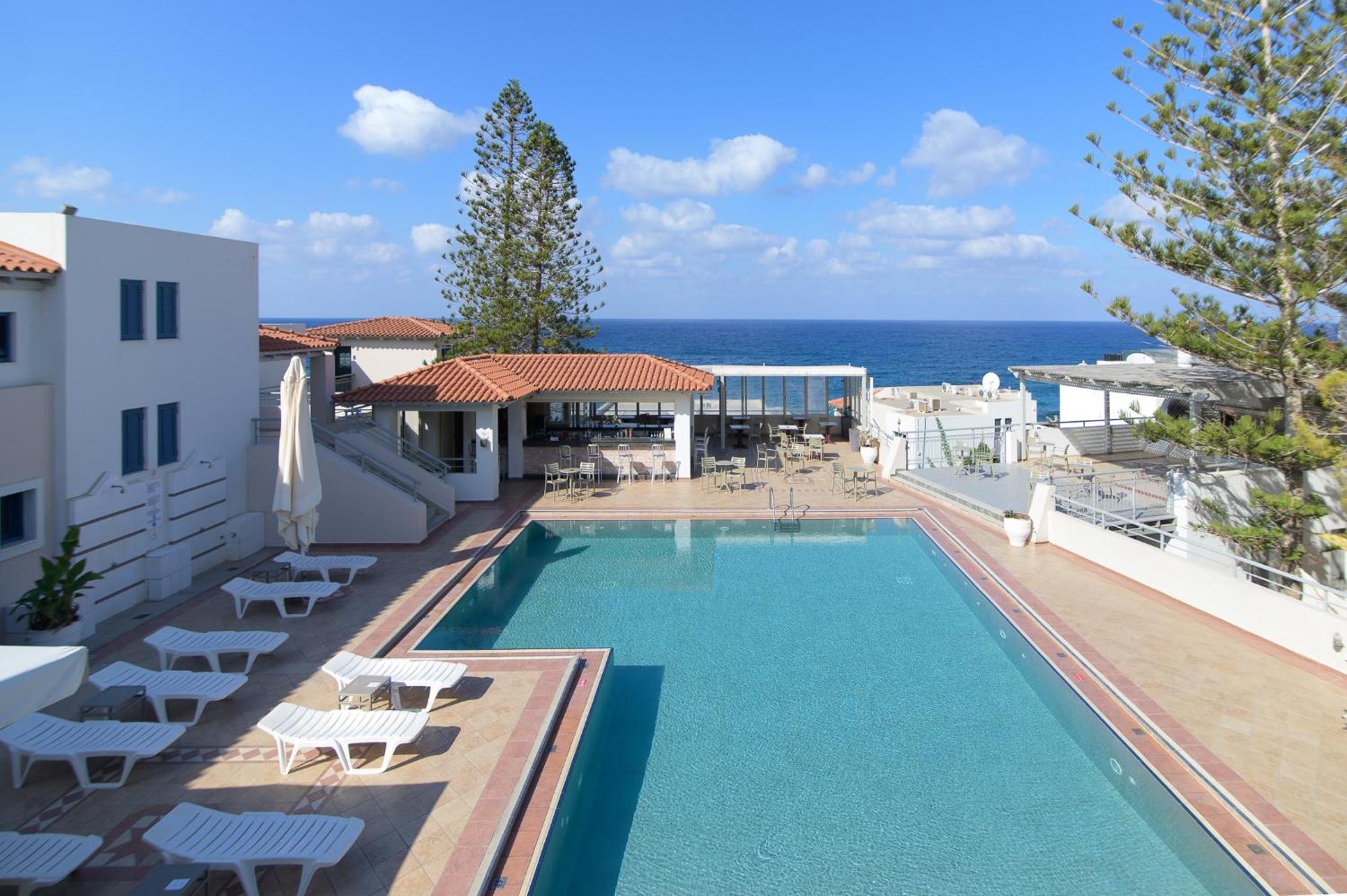 Castello Village Resort Sissi  Exterior photo