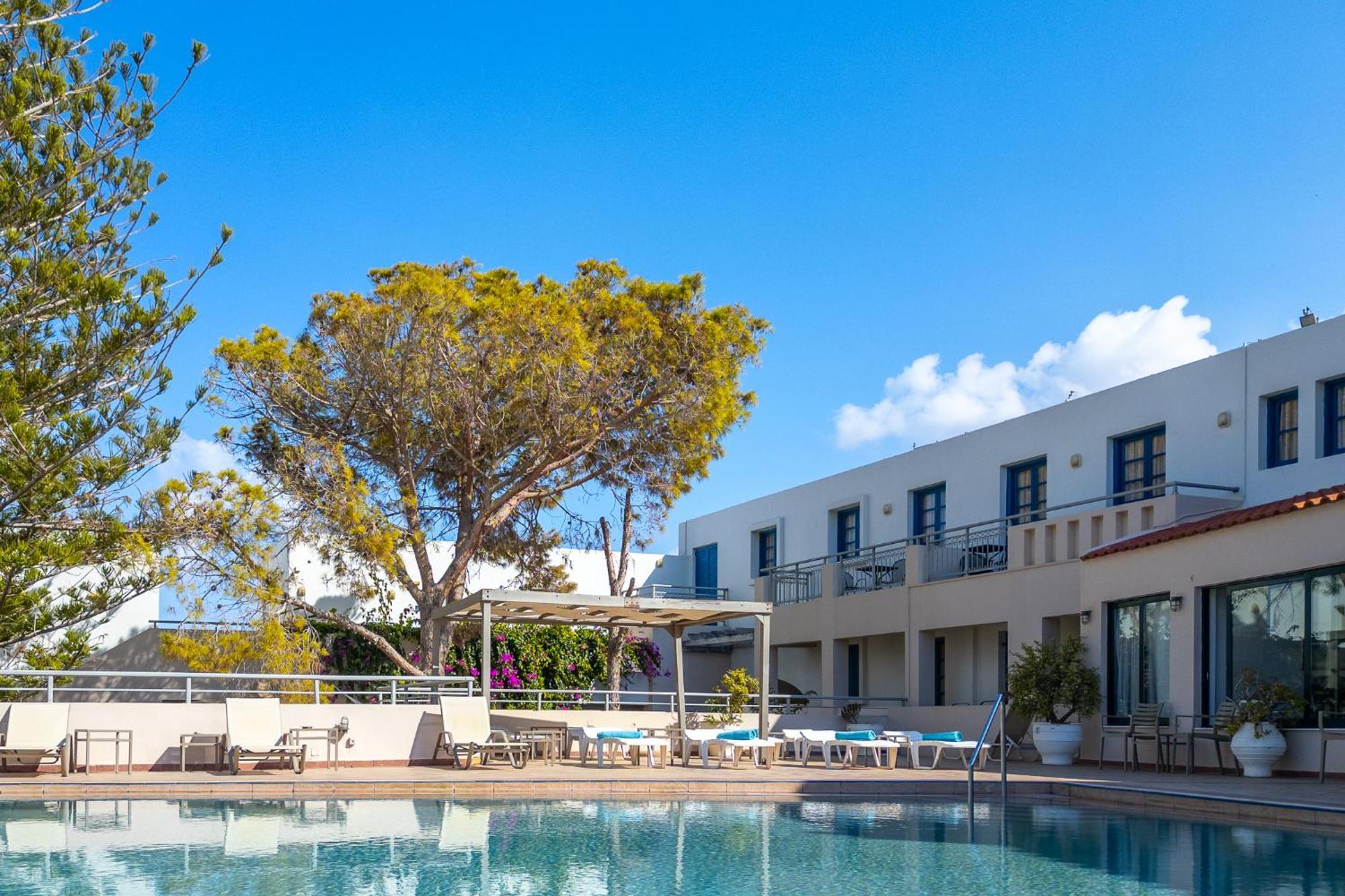 Castello Village Resort Sissi  Exterior photo