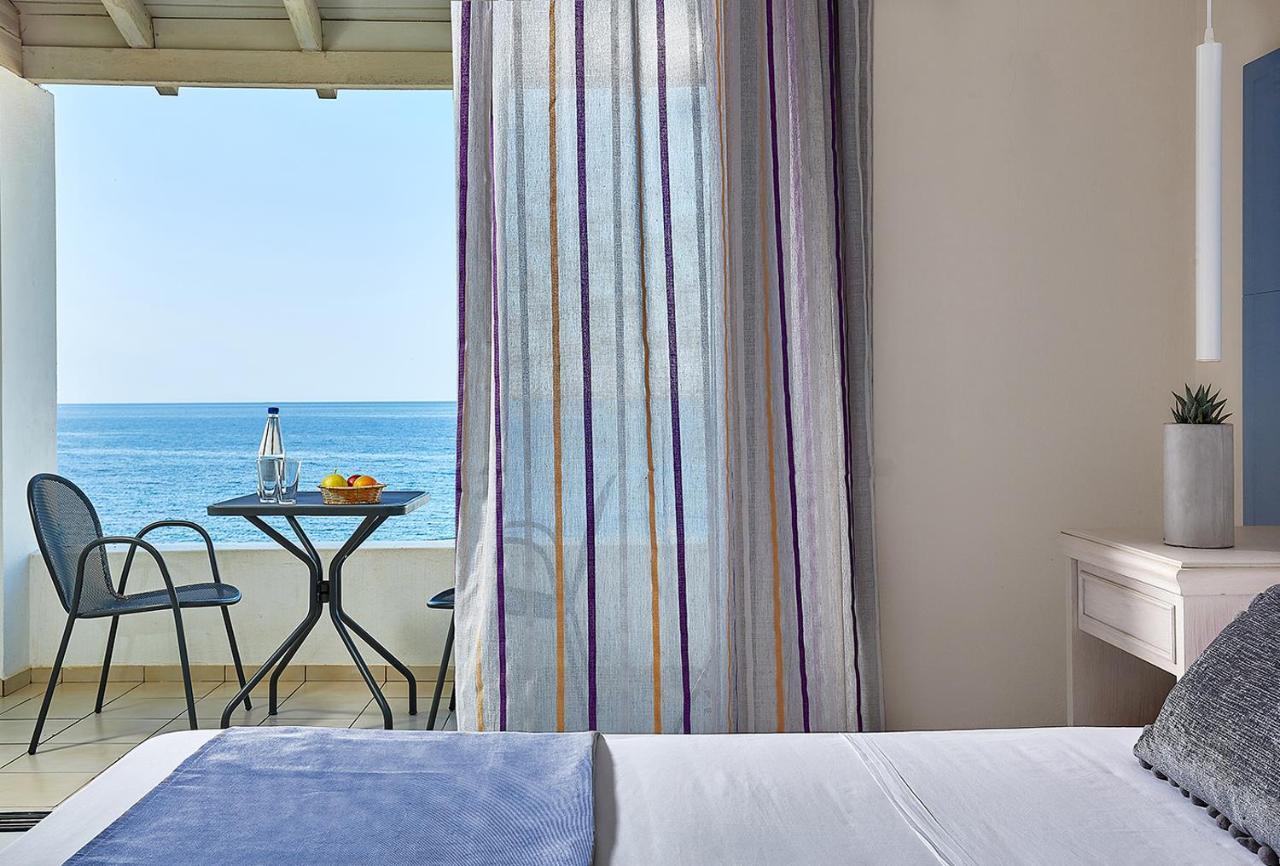 Castello Village Resort Sissi  Exterior photo